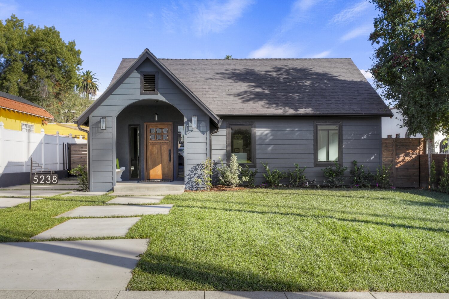 5238 Townsend Ave