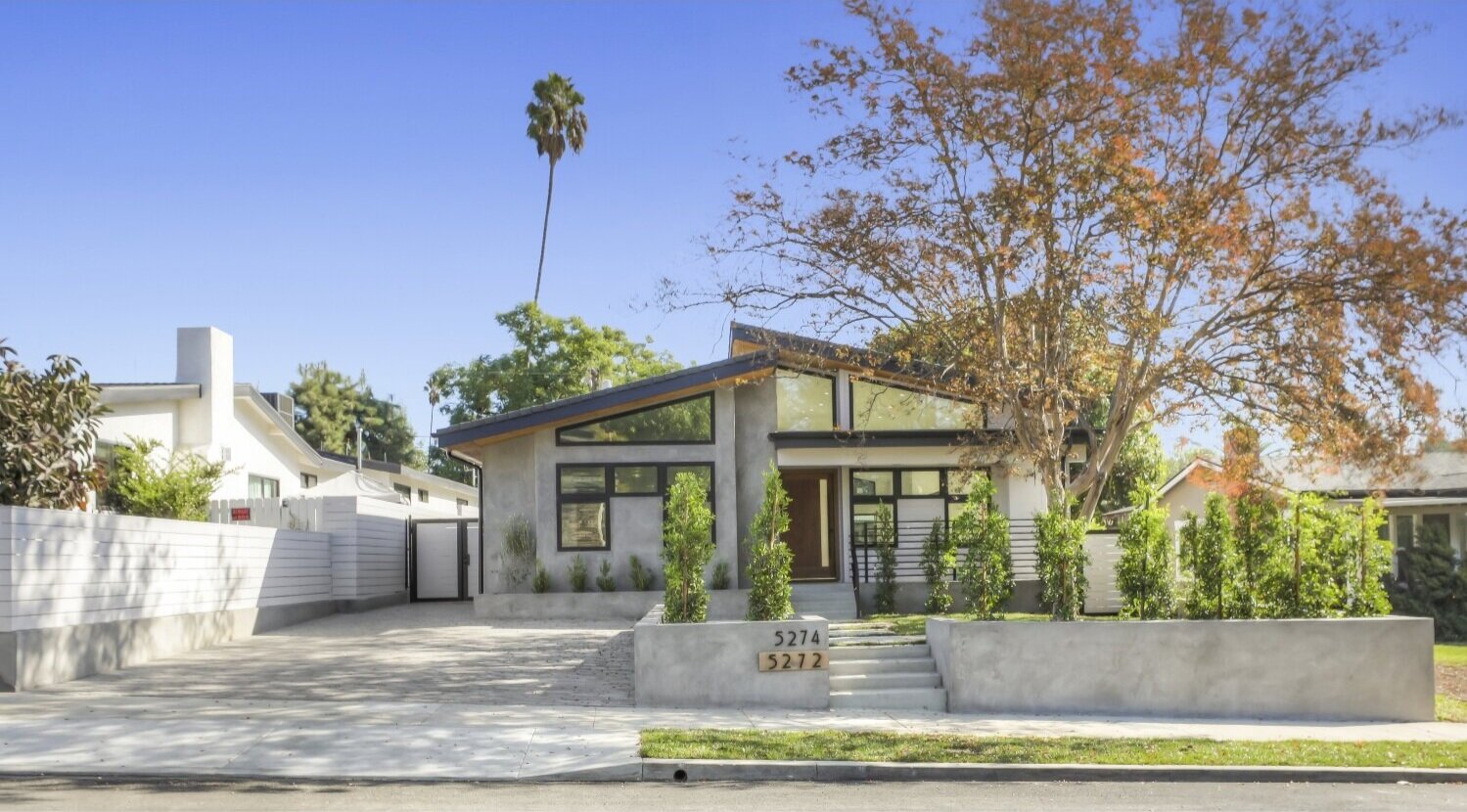 5274 Loleta Ave