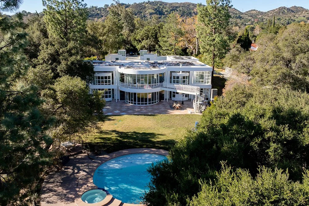 4240 Woodleigh Lane